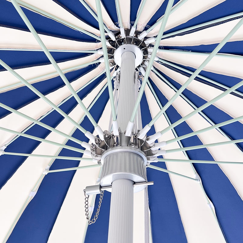 2,5 M blå og hvid patchwork Pagoda paraply