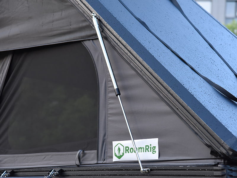 Campingtelt på taget med stige Campingtelt på taget med stige
