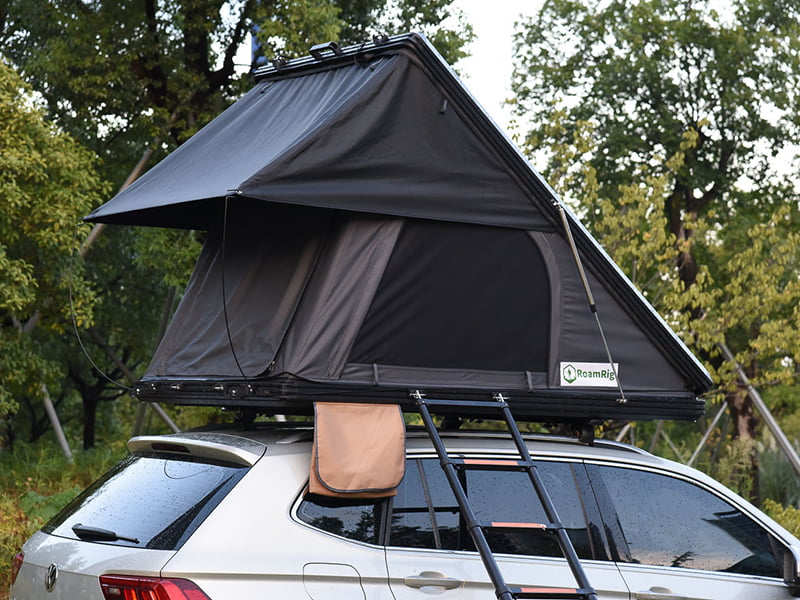 Campingtelt på taget med stige Campingtelt på taget med stige